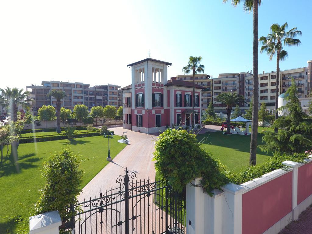 Villa Pallotta Luxury B&B Cerignola Exterior foto